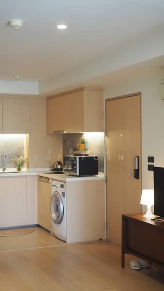 Liv @ 49, Bangkok, 9 Sukhumvit 49 Rd, Khlong Tan Nua, Watthana, Bangkok, 1 Bedroom, 40 sqm, Condo For Rent, by Vipada Supaporn, 500484487 - DDproperty.com