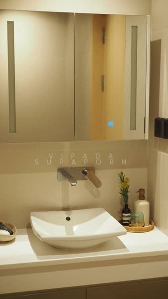 Liv @ 49, Bangkok, 9 Sukhumvit 49 Rd, Khlong Tan Nua, Watthana, Bangkok, 1 Bedroom, 40 sqm, Condo For Rent, by Vipada Supaporn, 500484487 - DDproperty.com