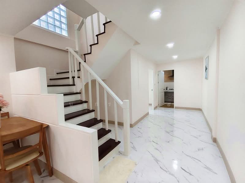 บ้านสวย หลังริม หมู่บ้าน ลุมพินี บางบัวทอง ใกล้เซ็นทรัล เวสเกต, Nonthaburi, กาญจนาภิเษก, Phimonrat, Bang Bua Thong, Nonthaburi, 3 Bedrooms, 110 sqm, Townhouse For Sale, by บุษบากร (เจี๊ยบ), 500484492 - DDproperty.com