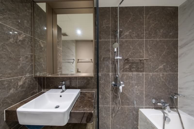Fynn Asoke, Bangkok, 28 Sukhumvit 10 Alley, Khlong Toei, Bangkok, 1 Bedroom, 32 sqm, Condo For Sale, by Saranrat Pongklang, 500484499 - DDproperty.com