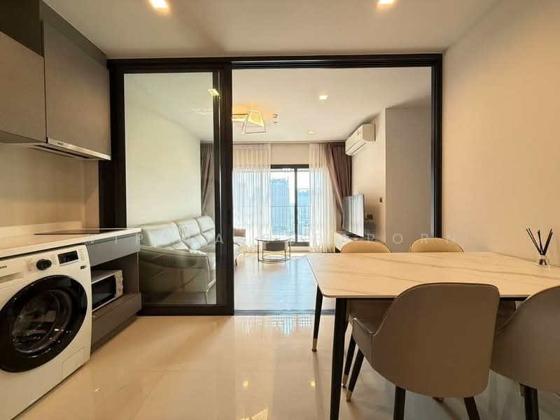 Life Asoke, Bangkok, Asoke-Dindang Road, Bang Kapi, Huai Khwang, Bangkok, 2 Bedrooms, 60 sqm, Condo For Rent, by Vipada Supaporn, 500484515 - DDproperty.com