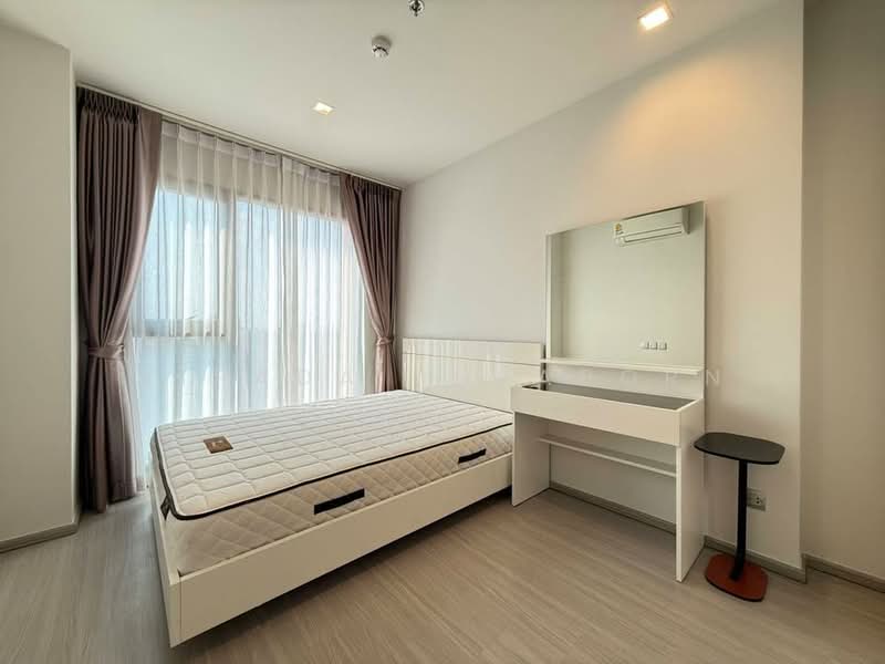 Life Asoke, Bangkok, Asoke-Dindang Road, Bang Kapi, Huai Khwang, Bangkok, 2 Bedrooms, 60 sqm, Condo For Rent, by Vipada Supaporn, 500484515 - DDproperty.com