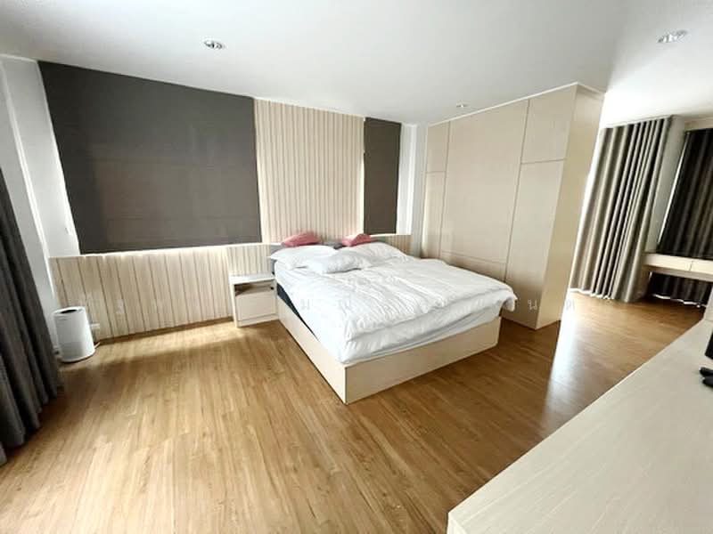 Baan Klang Muang The Edition Rama 9-Krungthep Kreetha, Bangkok, Kanchanaphisek Road 23, Saphan Sung, Bangkok, 4 Bedrooms, 220 sqm, Single Detached House For Rent, by นัฐพงค์ มณีอัครเนตร, 500484531 - DDproperty.com
