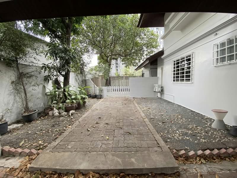 ให้เช่า ออฟฟิศ เอกมัย-รามอินทรา (Ekkamai-Ramintra) 390 ตร.ม., กรุงเทพ, วังทองหลาง, กรุงเทพ, 390 ตร.ม., สำนักงาน ให้เช่า, โดย Tida phanthonglarptawee, 500484544 - DDproperty.com