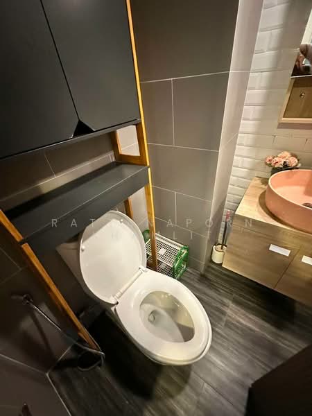 Maestro 14 Siam-Ratchathewi, Bangkok, Soi Phaya Nak, Thanon Phetchaburi, Ratchathewi, Bangkok, 1 Bedroom, 31 sqm, Condo For Rent, by Rattanaporn Khamlit, 500484565 - DDproperty.com