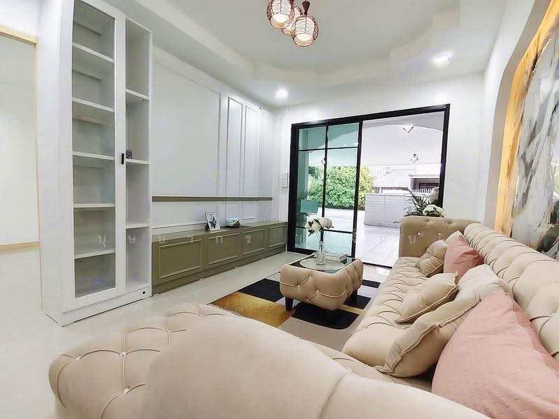 บ้านสวย 5 ห้องนอน หมู่บ้านบัวทอง 2 บางใหญ่ MRT สถานีคลองบางไผ่ อยู่หน้าหมู่บ้าน ใกล้เซ็นทรัล เวสเกต, นนทบุรี, กาญจนาภิเษก, บางรักพัฒนา, บางบัวทอง, นนทบุรี, 120 ตร.ม., ทาวน์เฮ้าส์ ขาย, โดย บุษบากร (เจี๊ยบ), 500484631 - DDproperty.com