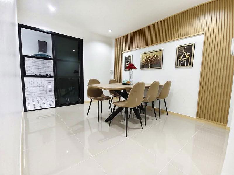 บ้านสวย 5 ห้องนอน หมู่บ้านบัวทอง 2 บางใหญ่ MRT สถานีคลองบางไผ่ อยู่หน้าหมู่บ้าน ใกล้เซ็นทรัล เวสเกต, นนทบุรี, กาญจนาภิเษก, บางรักพัฒนา, บางบัวทอง, นนทบุรี, 120 ตร.ม., ทาวน์เฮ้าส์ ขาย, โดย บุษบากร (เจี๊ยบ), 500484631 - DDproperty.com