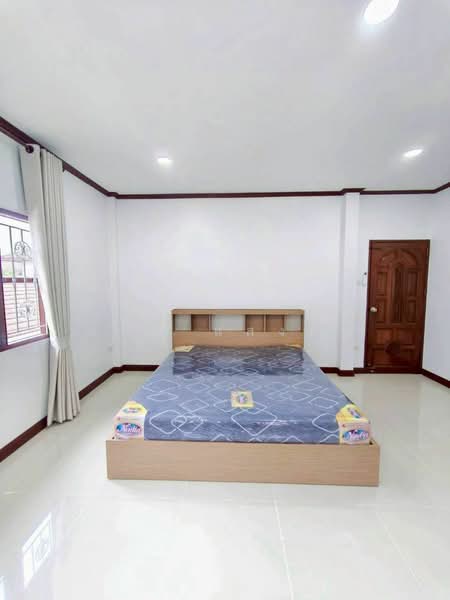 ให้เช่าบ้านเดี่ยวรีโนเวทใหม่ เนื้อที่เยอะมาก ม.สามมุขธานี บางแสน ชลบุรี, Chon Buri (Pattaya), Saen Suk, Muang Chon Buri, Chon Buri (Pattaya), 5 Bedrooms, 400 sqm, Single Detached House For Rent, by Dusit Saengfa, 500484644 - DDproperty.com