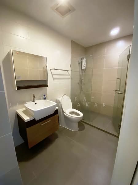 Whizdom Punnawithi Station, Bangkok, Soi Phongwet Anuson 1, Bang Chak, Phra Khanong, Bangkok, 2 Bedrooms, 63 sqm, Condo For Rent, by Tanapat Jitwatcharakomol, 500484668 - DDproperty.com