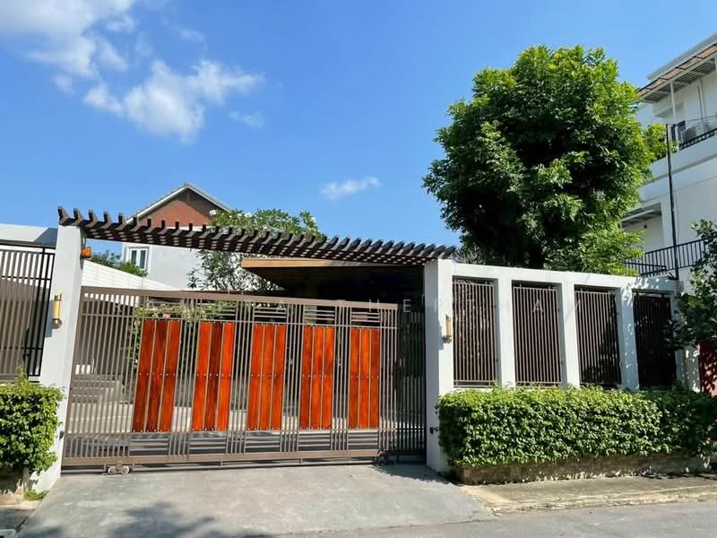 Panya Pattanakarn Village, Bangkok, Soi Phatthanakarn 30, Suan Luang, Bangkok, 5 Bedrooms, 600 sqm, Single Detached House For Rent, by Ramita Theptham, 500484677 - DDproperty.com