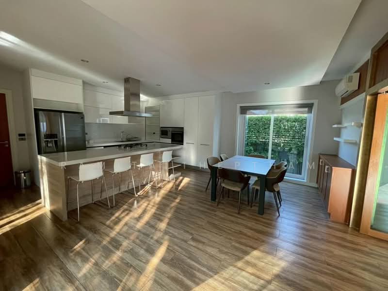 Panya Pattanakarn Village, Bangkok, Soi Phatthanakarn 30, Suan Luang, Bangkok, 5 Bedrooms, 600 sqm, Single Detached House For Rent, by Ramita Theptham, 500484677 - DDproperty.com