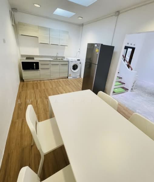 3-BR Townhouse, Bangkok, Bang Na Tai, Bang Na, Bangkok, 3 Bedrooms, 141 sqm, Townhouse For Rent, by Ramita Theptham, 500484684 - DDproperty.com