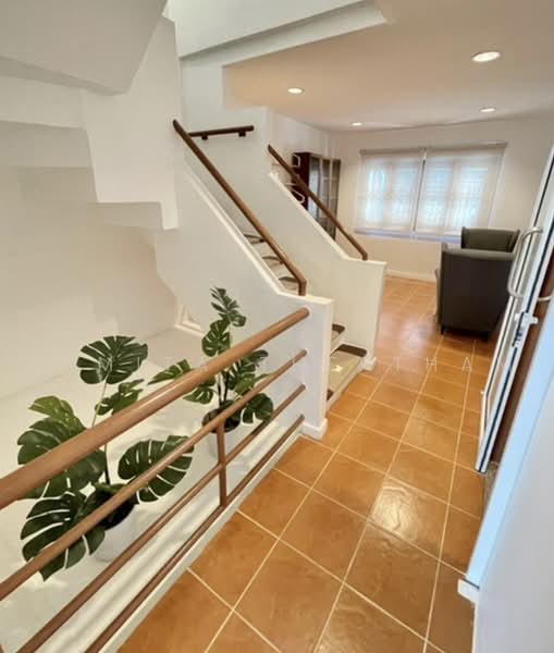 3-BR Townhouse, Bangkok, Bang Na Tai, Bang Na, Bangkok, 3 Bedrooms, 141 sqm, Townhouse For Rent, by Ramita Theptham, 500484684 - DDproperty.com