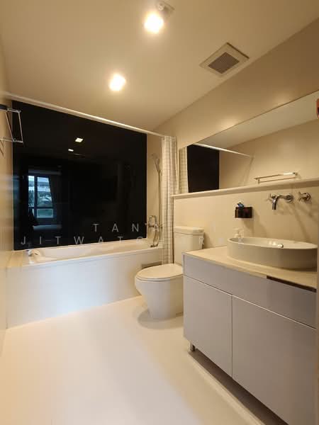 The Address Sukhumvit 42, Bangkok, 39 Soi Barbot 1, Sukhumvit Road, Phra Kanong, Khlong Toei, Bangkok, 1 Bedroom, 45 sqm, Condo For Rent, by Tanapat Jitwatcharakomol, 500484688 - DDproperty.com