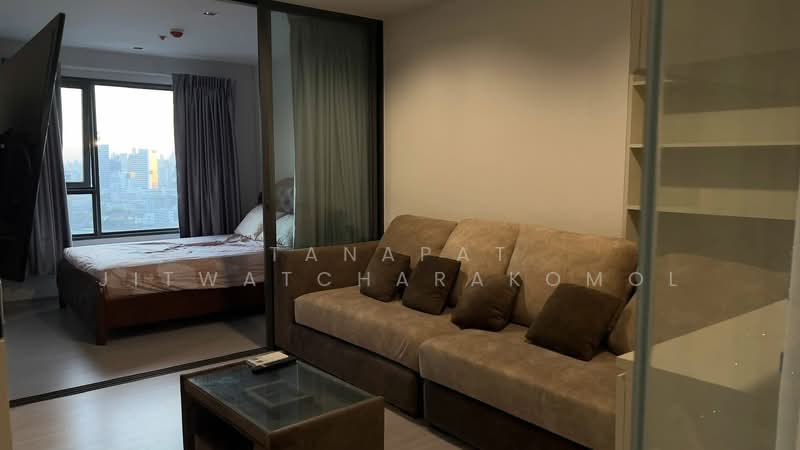 Life Ladprao, Bangkok, 992 Ladprao Road, Jom Phon, Chatuchak, Bangkok, 2 Bedrooms, 50 sqm, Condo For Rent, by Tanapat Jitwatcharakomol, 500484691 - DDproperty.com
