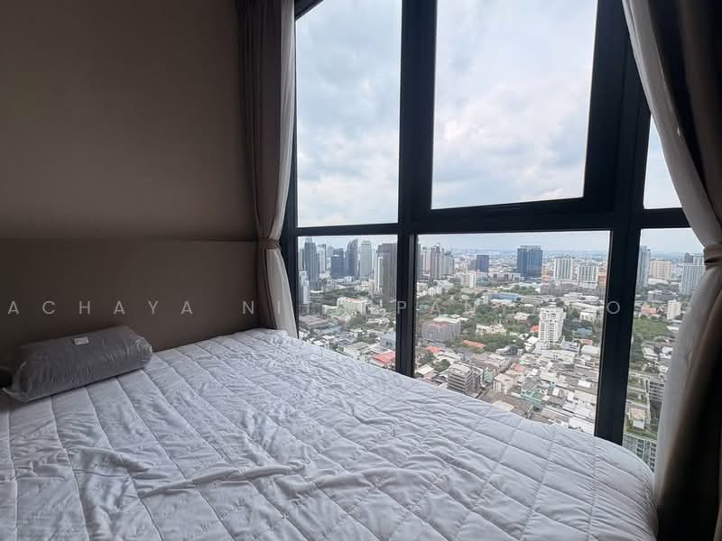 Oka Haus Sukhumvit 36, Bangkok, 3399 Rama 4 Road, Khong Tan, Khlong Toei, Bangkok, 1 Bedroom, 34 sqm, Condo For Rent, by Achaya Nithipanyawong, 500484695 - DDproperty.com