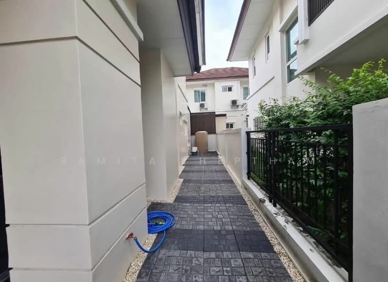 The Centro Onnut-Wongwaen, Bangkok, Lat Krabang Road, Lat Krabang, Bangkok, 3 Bedrooms, 240 sqm, Single Detached House For Sale, by Ramita Theptham, 500484706 - DDproperty.com