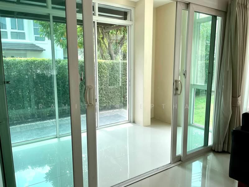 The Centro Onnut-Wongwaen, Bangkok, Lat Krabang Road, Lat Krabang, Bangkok, 3 Bedrooms, 240 sqm, Single Detached House For Sale, by Ramita Theptham, 500484706 - DDproperty.com