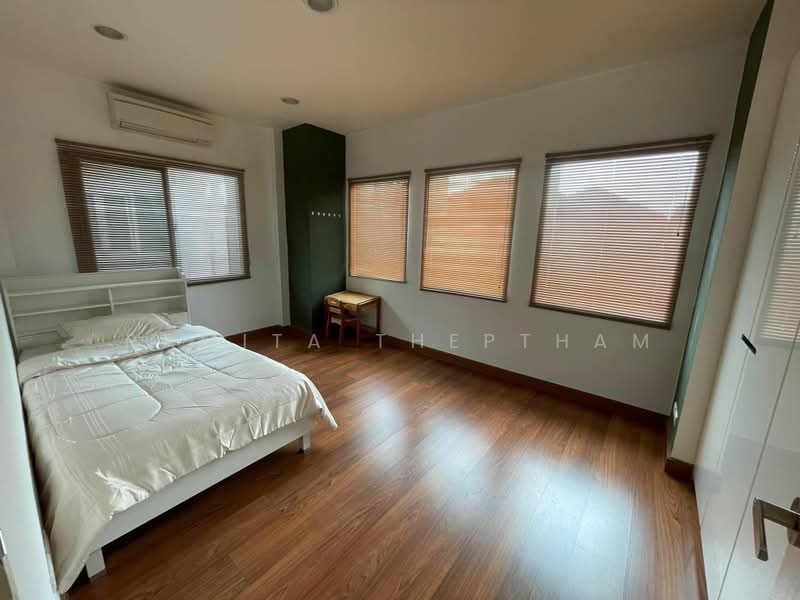 The Centro Onnut-Wongwaen, Bangkok, Lat Krabang Road, Lat Krabang, Bangkok, 3 Bedrooms, 240 sqm, Single Detached House For Sale, by Ramita Theptham, 500484706 - DDproperty.com