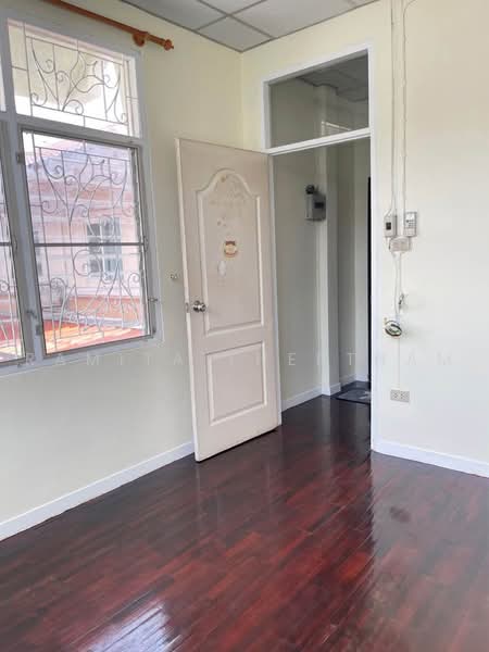 3-BR Townhouse, Bangkok, Si Khan, Don Mueang, Bangkok, 3 Bedrooms, 128 sqm, Townhouse For Sale, by Ramita Theptham, 500484713 - DDproperty.com