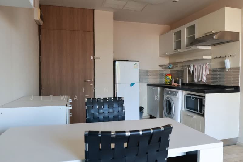 Noble Solo, Bangkok, 988 Thong Lo, Khlong Tan Nua, Watthana, Bangkok, 1 Bedroom, 45 sqm, Condo For Rent, by Tanapat Jitwatcharakomol, 500484714 - DDproperty.com