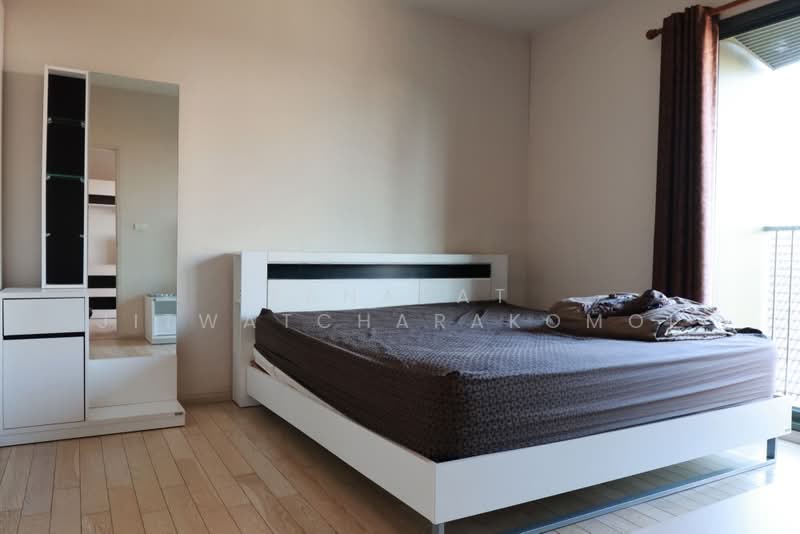 Noble Solo, Bangkok, 988 Thong Lo, Khlong Tan Nua, Watthana, Bangkok, 1 Bedroom, 45 sqm, Condo For Rent, by Tanapat Jitwatcharakomol, 500484714 - DDproperty.com