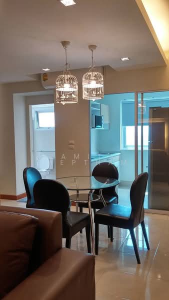 Supalai Park Ekkamai-Thonglor, Bangkok, Petchaburi Road, Bang Kapi, Huai Khwang, Bangkok, 2 Bedrooms, 70 sqm, Condo For Rent, by Ramita Theptham, 500484777 - DDproperty.com