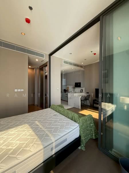 The Esse at Singha Complex, Bangkok, 1788 New Petchaburi Rd, Khlongtoei Nua, Watthana, Bangkok, 1 Bedroom, 36 sqm, Condo For Rent, by Ramita Theptham, 500484785 - DDproperty.com