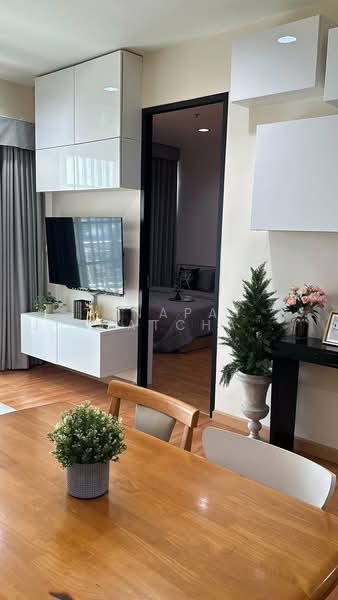Baan Klang Krung Siam-Pathumwan, Bangkok, Petchburi Road, Thanon Phetchaburi, Ratchathewi, Bangkok, 2 Bedrooms, 67 sqm, Condo For Rent, by Tanapat Jitwatcharakomol, 500484786 - DDproperty.com