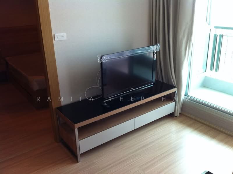 Rhythm Ratchada-Huaikwang, Bangkok, 218 Ratchadaphisek Road, Huai Khwang, Bangkok, 1 Bedroom, 45 sqm, Condo For Rent, by Ramita Theptham, 500484840 - DDproperty.com