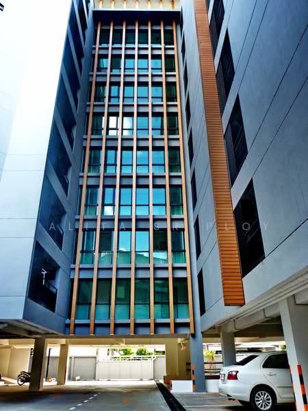 9-Storey Apartment Building for Sale in Ladprao MRT 300 m, Bangkok, ลาดพร้าว, Jom Phon, Chatuchak, Bangkok, , 3,000 sqm, Business For Sale, by Lalita Sriploy, 500484841 - DDproperty.com