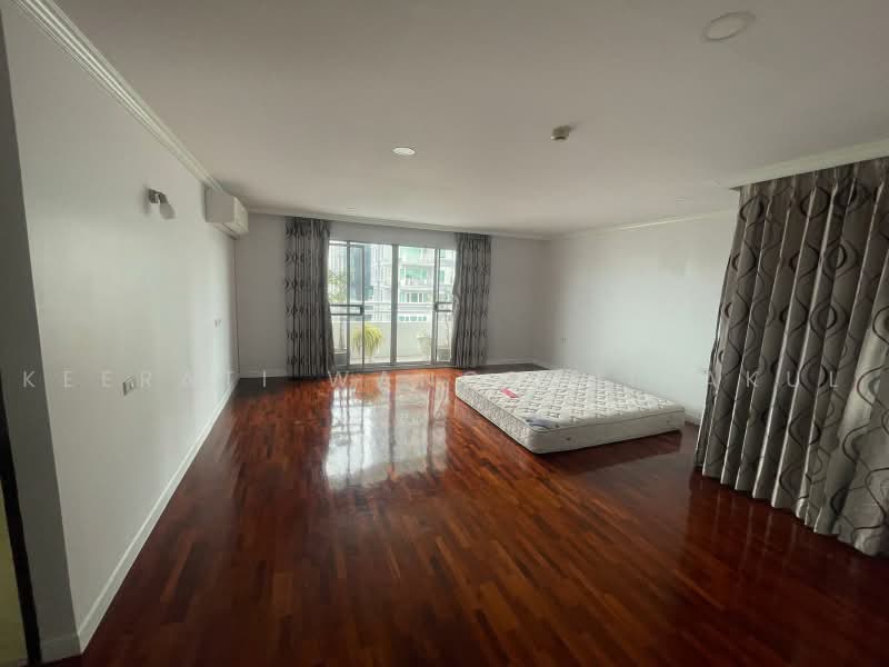 Regent on the Park 1, Bangkok, Soi Sukhumvit 26, Khong Tan, Khlong Toei, Bangkok, 3 Bedrooms, 250 sqm, Condo For Rent, by Keerati Wangrujirakul, 500484876 - DDproperty.com
