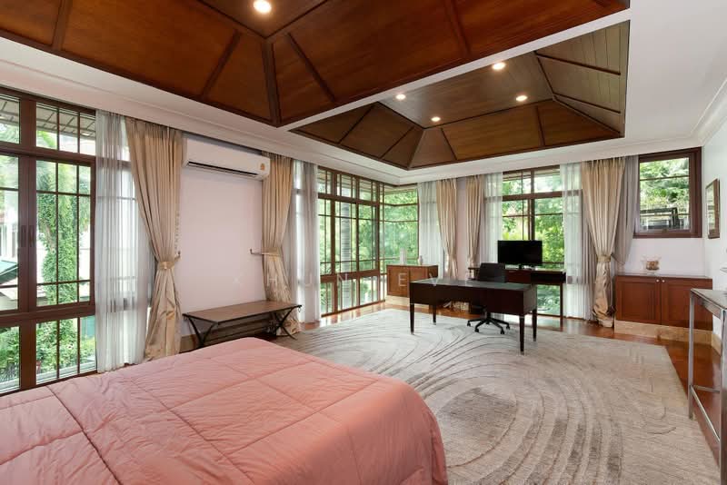 Baan Sansiri Sukhumvit 67, Bangkok, 32 Soi Sukhumvit 67, Phra Kanong Nua, Watthana, Bangkok, 5 Bedrooms, 560 sqm, Single Detached House For Rent, by Khun EVE, 500484883 - DDproperty.com