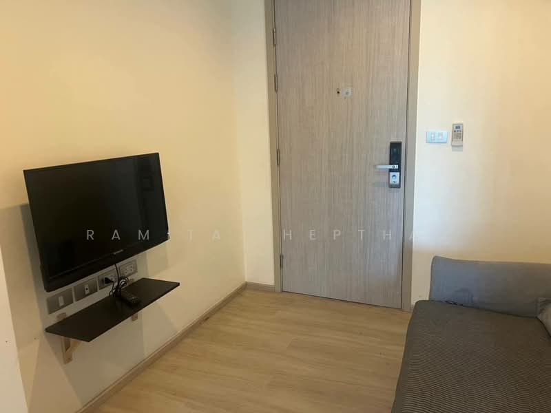 Rhythm Sukhumvit 36-38, Bangkok, 55 Soi Sukhumvit 36, Sukhumvit Road, Phra Kanong, Khlong Toei, Bangkok, 1 Bedroom, 33 sqm, Condo For Rent, by Ramita Theptham, 500484886 - DDproperty.com