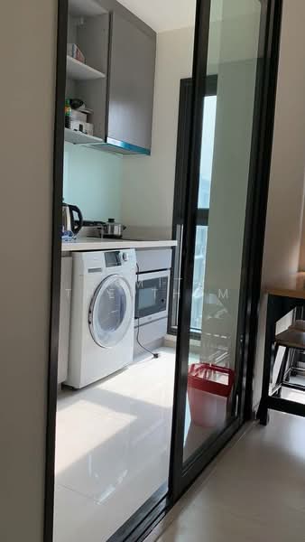 Rhythm Sukhumvit 36-38, Bangkok, 55 Soi Sukhumvit 36, Sukhumvit Road, Phra Kanong, Khlong Toei, Bangkok, 1 Bedroom, 33 sqm, Condo For Rent, by Ramita Theptham, 500484886 - DDproperty.com