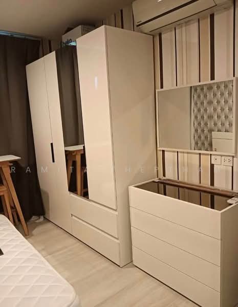 Life Asoke, Bangkok, Asoke-Dindang Road, Bang Kapi, Huai Khwang, Bangkok, 1 Bedroom, 30 sqm, Condo For Rent, by Ramita Theptham, 500484898 - DDproperty.com