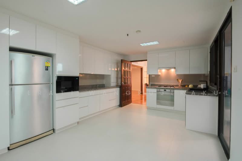 Mayfair Garden Apartment : เมย์แฟร์ การ์เดน อพาร์ทเมนท์, กรุงเทพ, 59 ซอย สุขุมวิท 16, คลองเตย, กรุงเทพ, 260 ตร.ม., คอนโด ให้เช่า, โดย Keerati Wangrujirakul, 500484908 - DDproperty.com