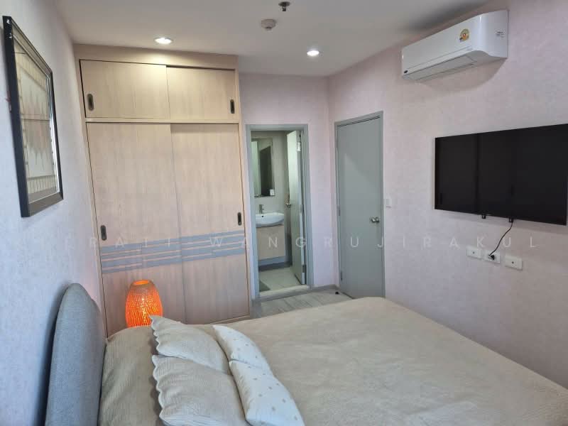 Q House Condo Sathorn, Bangkok, Thonburi Road, Khlong Ton Sai, Khlong San, Bangkok, 1 Bedroom, 50 sqm, Condo For Rent, by Keerati Wangrujirakul, 500484912 - DDproperty.com