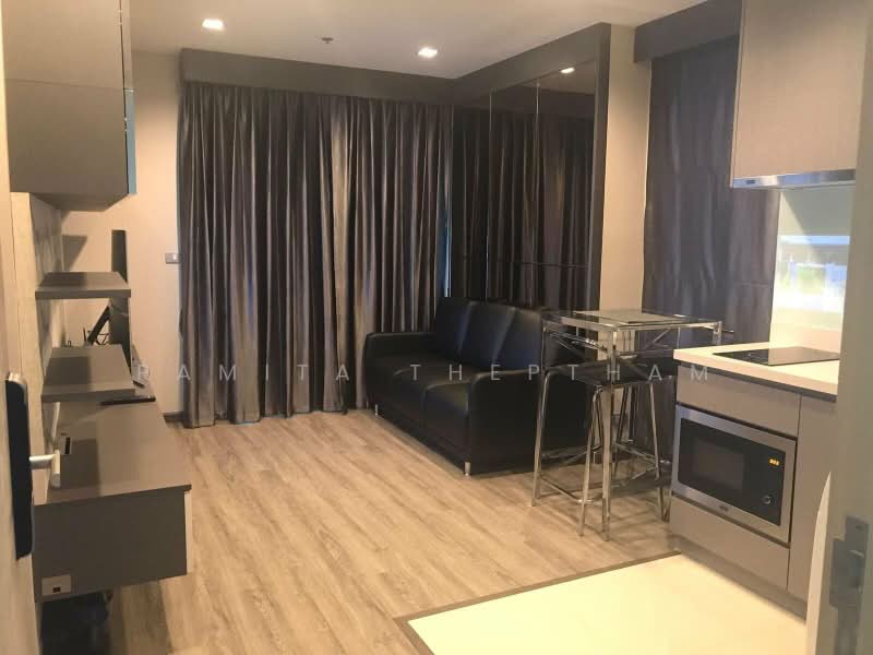 Rhythm Sukhumvit 36-38, Bangkok, 55 Soi Sukhumvit 36, Sukhumvit Road, Phra Kanong, Khlong Toei, Bangkok, 1 Bedroom, 49 sqm, Condo For Rent, by Ramita Theptham, 500484913 - DDproperty.com