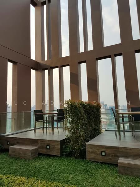 The Lofts Ekkamai, Bangkok, 1415 Sukhumvit Road, Phra Kanong Nua, Watthana, Bangkok, 2 Bedrooms, 60 sqm, Condo For Sale, by Suchada Yodyiem, 500484945 - DDproperty.com