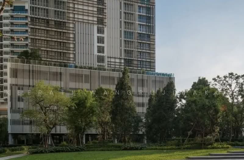 Park Origin Phrom Phong (Park 24), Bangkok, 68 Soi Sukhumvit 24, Khong Tan, Khlong Toei, Bangkok, 1 Bedroom, 30 sqm, Condo For Sale, by Keerati Wangrujirakul, 500484946 - DDproperty.com