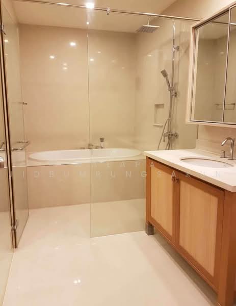 The Emporio Place : ดิ เอ็มโพริโอ เพลส, กรุงเทพ, 93 ซอยสุขุมวิท 24 ถนนสุุขุมวิท, คลองตัน, คลองเตย, กรุงเทพ, 90 ตร.ม., คอนโด ให้เช่า, โดย Walapa Jidbumrungsakun, 500484947 - DDproperty.com