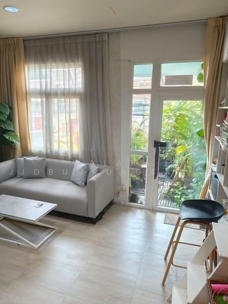 Merit Place Ladprao 87 : ทาวน์โฮม เมอริท เพลส ลาดพร้าว 87, กรุงเทพ, ซอย ลาดพร้าว 87, วังทองหลาง, กรุงเทพ, 72 ตร.ม., ทาวน์เฮ้าส์ ขาย, โดย Walapa Jidbumrungsakun, 500484994 - DDproperty.com