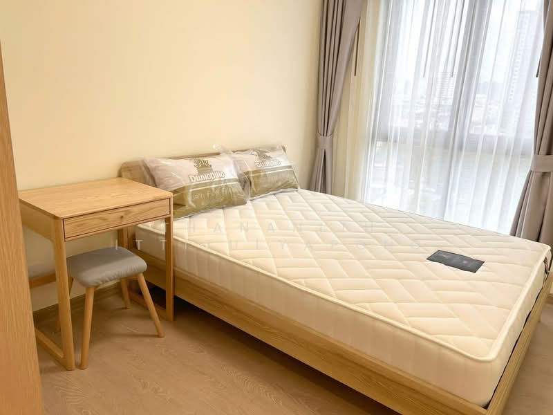 Regal Sathon-Naradhiwas, Bangkok, Naradhiwas Rajanagarindra Road, Thung Maha Mek, Sathon, Bangkok, 1 Bedroom, 35 sqm, Condo For Rent, by Thananith Ittitulyapong, 500485003 - DDproperty.com