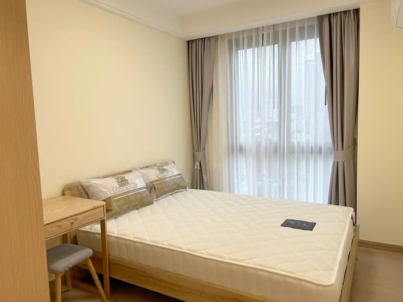 Regal Sathon-Naradhiwas, Bangkok, Naradhiwas Rajanagarindra Road, Thung Maha Mek, Sathon, Bangkok, 1 Bedroom, 35 sqm, Condo For Rent, by Thananith Ittitulyapong, 500485003 - DDproperty.com