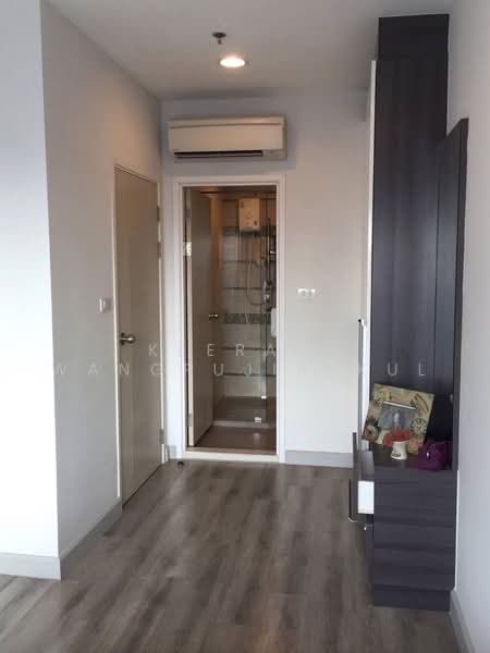 Centric Sathorn-St Louis, Bangkok, Sathorn Nua Road, Yan Nawa, Sathon, Bangkok, 1 Bedroom, 37 sqm, Condo For Rent, by Keerati Wangrujirakul, 500485017 - DDproperty.com