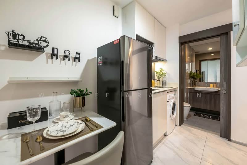 IDEO Mobi Asoke, Bangkok, New Petchaburi Road, Bang Kapi, Huai Khwang, Bangkok, Studio, 29 sqm, Condo For Rent, by Wiratee Aramrun, 500485051 - DDproperty.com