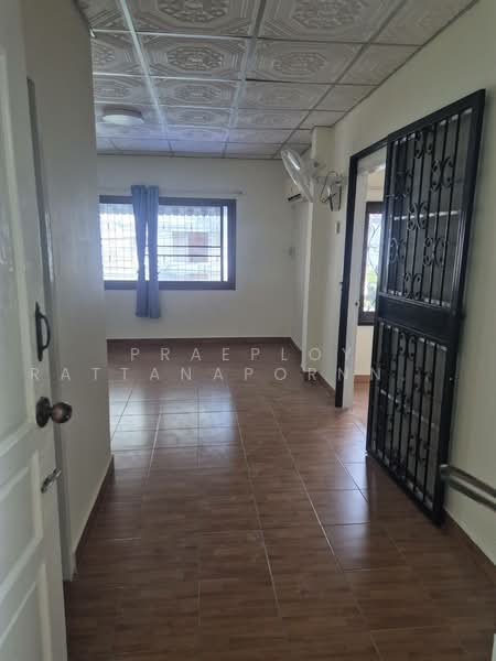 Maneeya Ville, Bangkok, Soi Wachiratham Sathit 12, Bang Chak, Phra Khanong, Bangkok, 3 Bedrooms, 170 sqm, Single Detached House For Rent, by Praeploy Rattanapornnapapatch, 500485056 - DDproperty.com