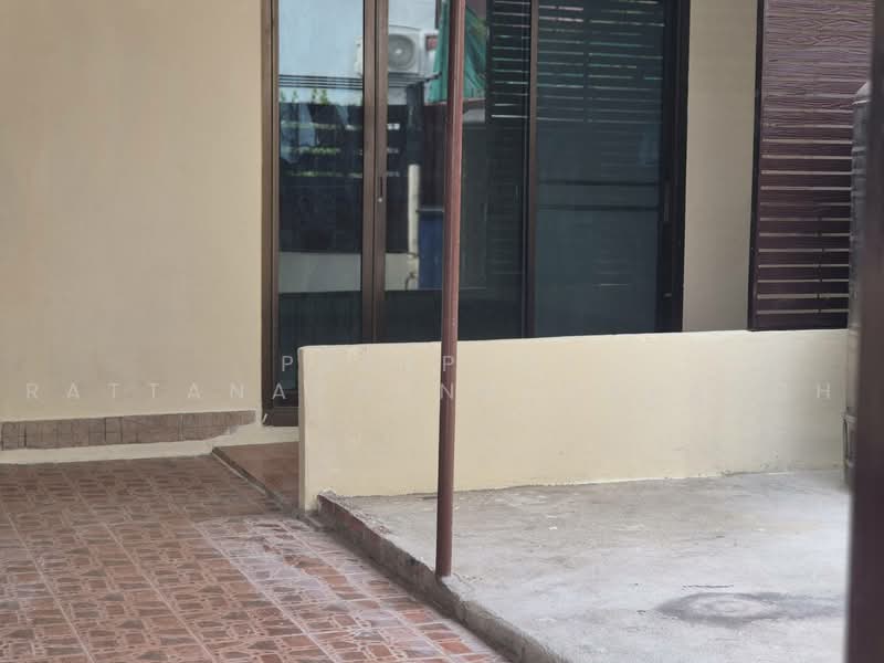 Maneeya Ville, Bangkok, Soi Wachiratham Sathit 12, Bang Chak, Phra Khanong, Bangkok, 3 Bedrooms, 170 sqm, Single Detached House For Rent, by Praeploy Rattanapornnapapatch, 500485056 - DDproperty.com
