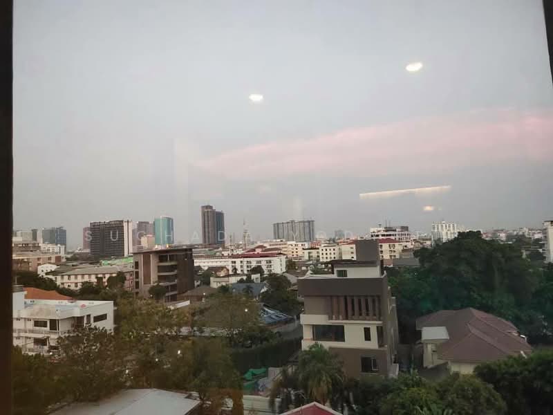 C Ekkamai, Bangkok, 888 Soi Sukhumvit 63, Sukhumvit Road, Khlong Tan Nua, Watthana, Bangkok, 1 Bedroom, 31 sqm, Condo For Sale, by Suchada Yodyiem, 500485088 - DDproperty.com